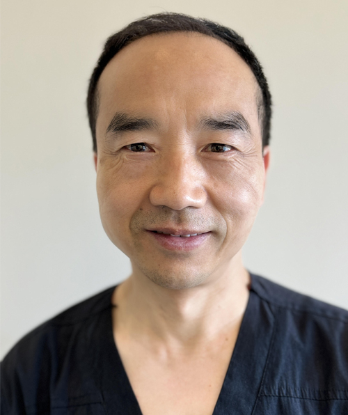 Dr. Rui Zhong Han